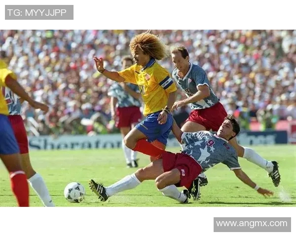 因撞动物事故成名的足球明星名字揭晓 竟然是他